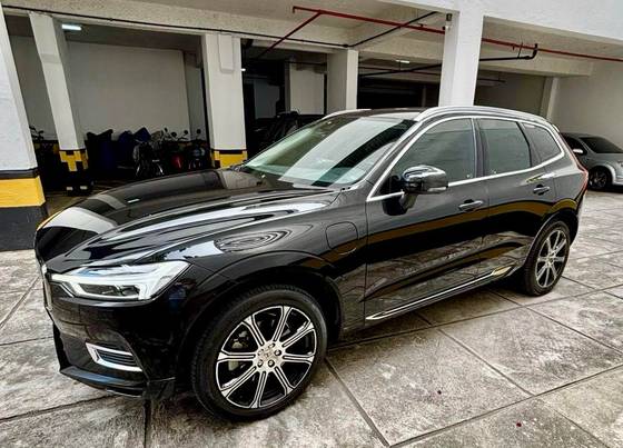 VOLVO XC60 2.0 T8 HYBRID INSCRIPTION AWD GEARTRONIC